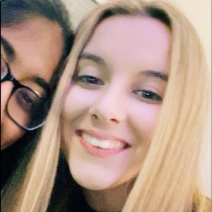 Meet your Posher, Mackenzie